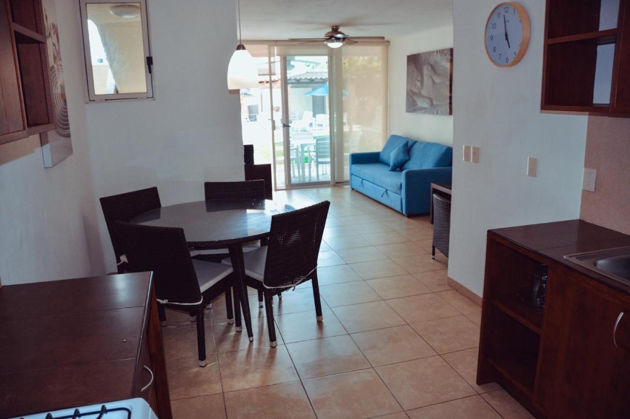 Zenharmony Suites Пуерто Валярта Екстериор снимка
